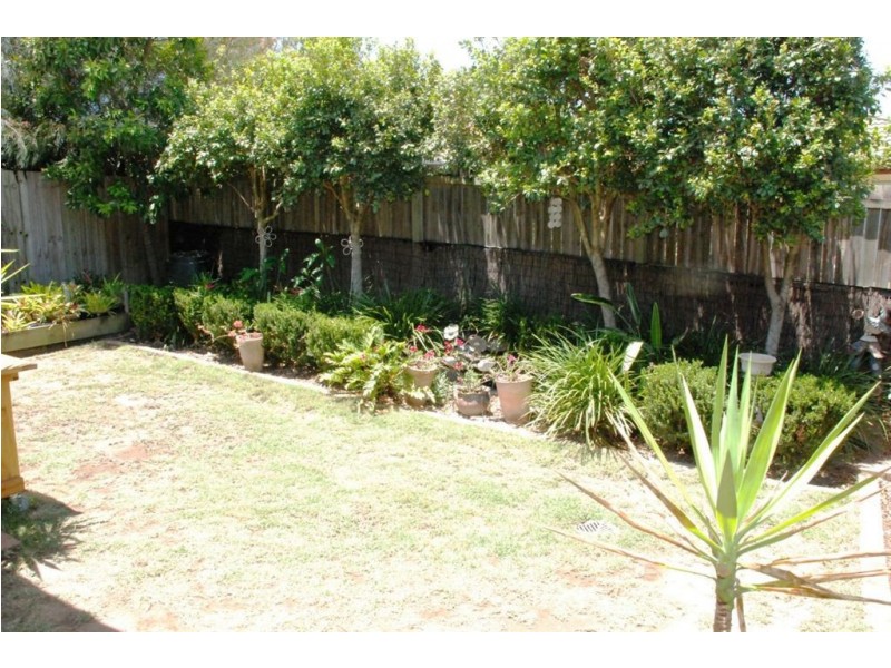 12 Lavender St, Springfield Lakes QLD 4300