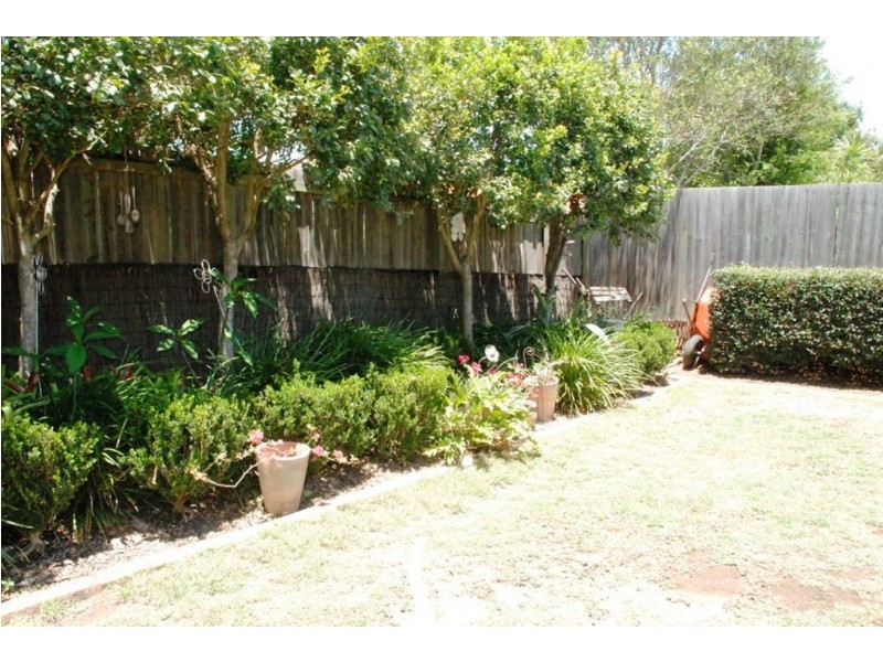 12 Lavender St, Springfield Lakes QLD 4300