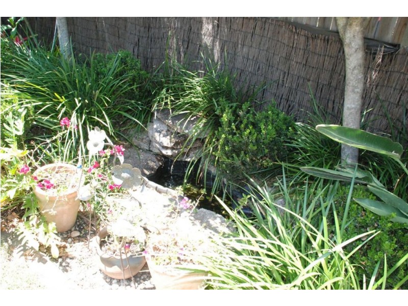 12 Lavender St, Springfield Lakes QLD 4300