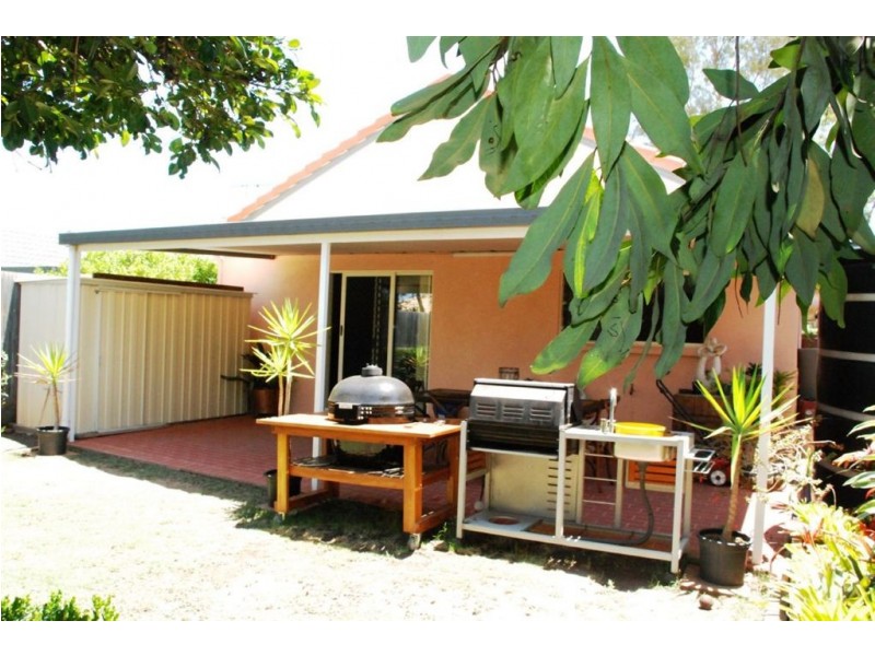 12 Lavender St, Springfield Lakes QLD 4300