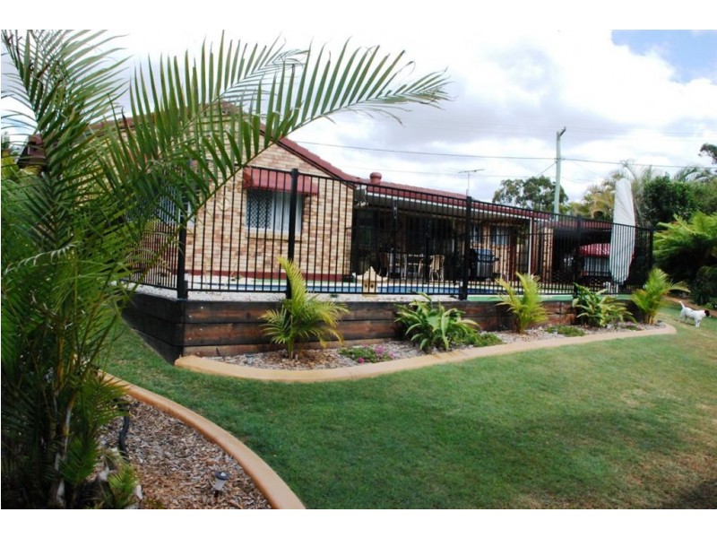 15 Crestwood Drive, Camira QLD 4300