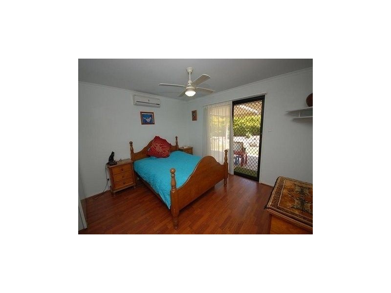 13 Harriet Court, Springfield Lakes QLD 4300