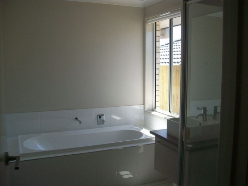 Augustine Heights QLD 4300