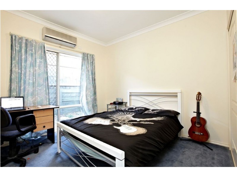 4 Birdwing Court, Springfield Lakes QLD 4300