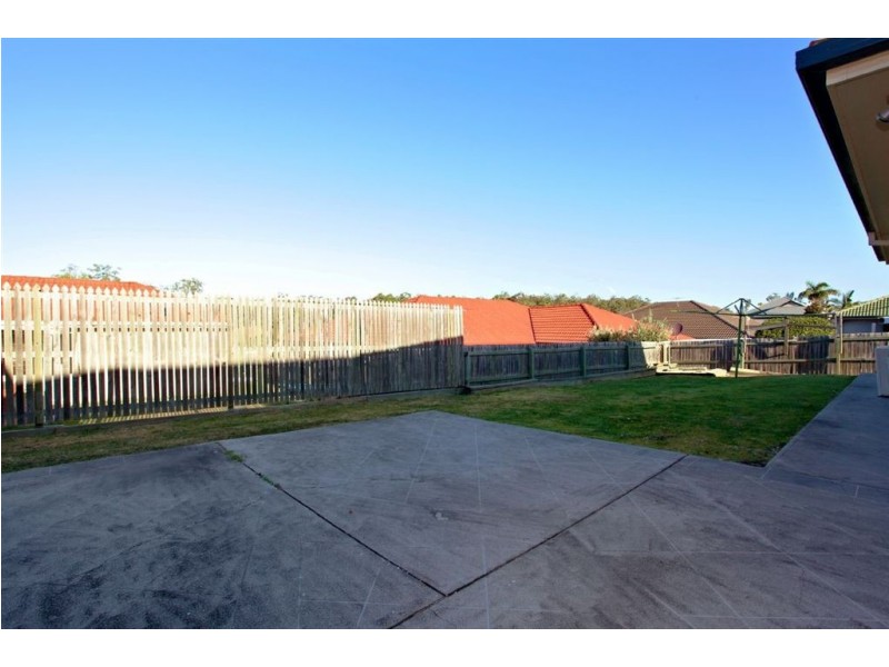 4 Birdwing Court, Springfield Lakes QLD 4300