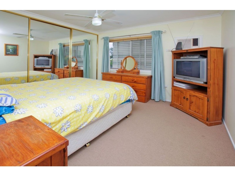 33 Melinda Street, Camira QLD 4300
