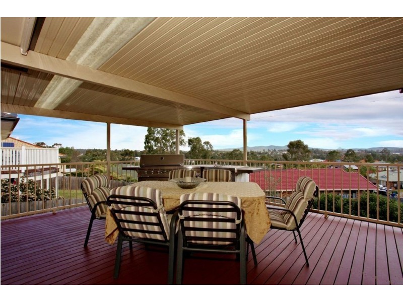 77 James Josey Avenue, Springfield Lakes QLD 4300