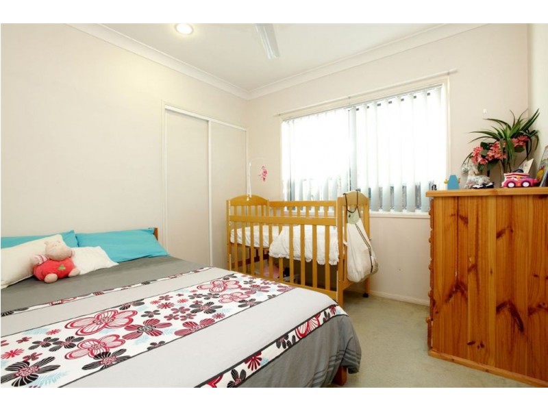 14 Berkshire Place, Springfield Lakes QLD 4300