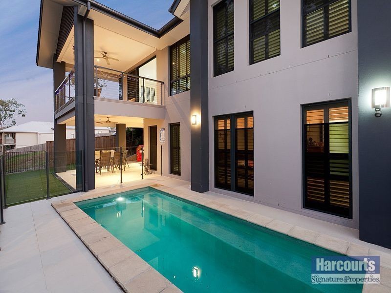 125 Birchwood Crescent, Brookwater QLD 4300