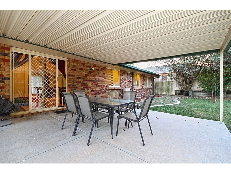 5 Karnak Court, Camira QLD 4300