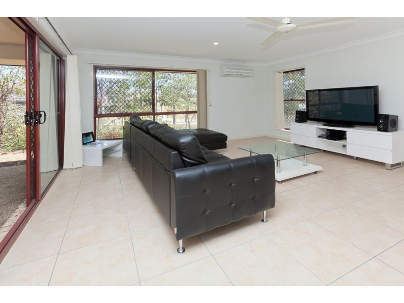 21 Kinglake Avenue, Springfield Lakes QLD 4300