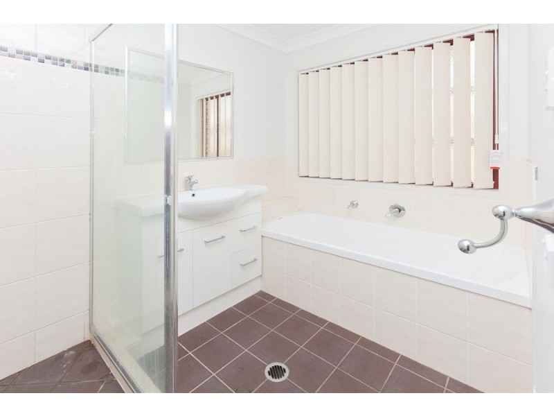 21 Kinglake Avenue, Springfield Lakes QLD 4300