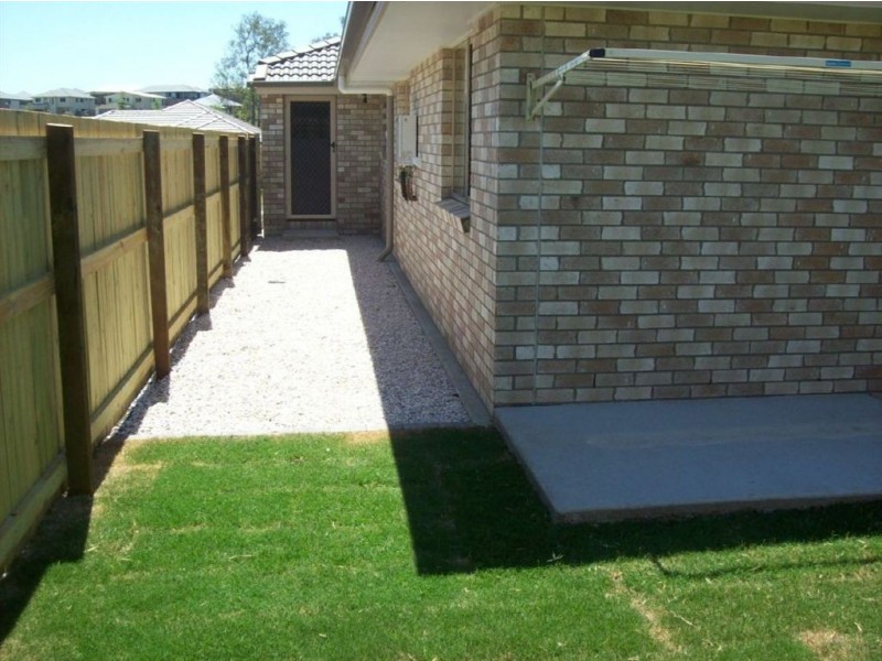 13 Drewett Ave, Redbank Plains QLD 4301