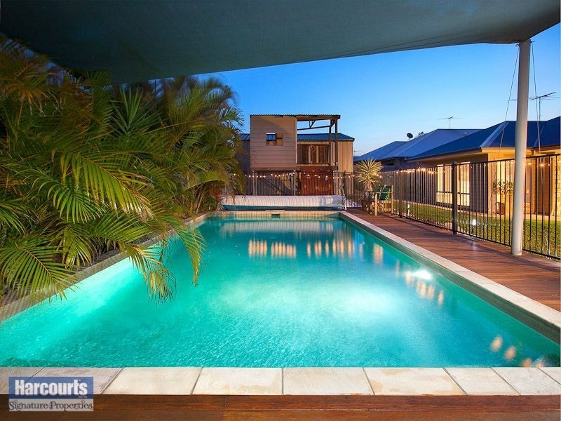 16 McAuley Crescent, Augustine Heights QLD 4300