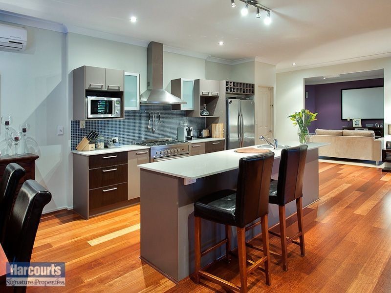 16 McAuley Crescent, Augustine Heights QLD 4300