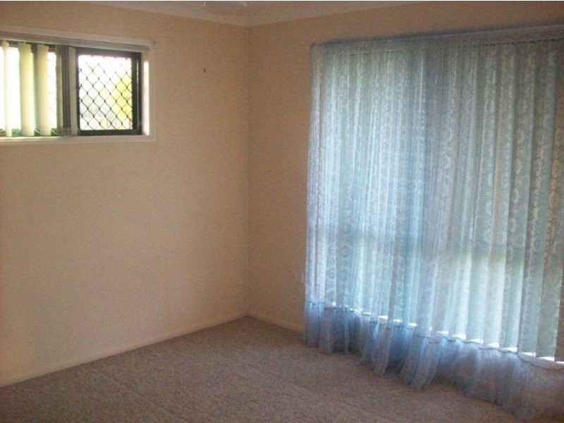 3 Crystal Court, Camira QLD 4300