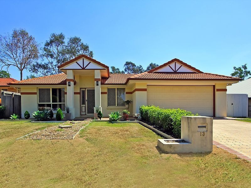 13 Malvern Pl, Forest Lake QLD 4078