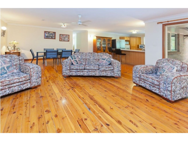58 Kertes Rd, Camira QLD 4300