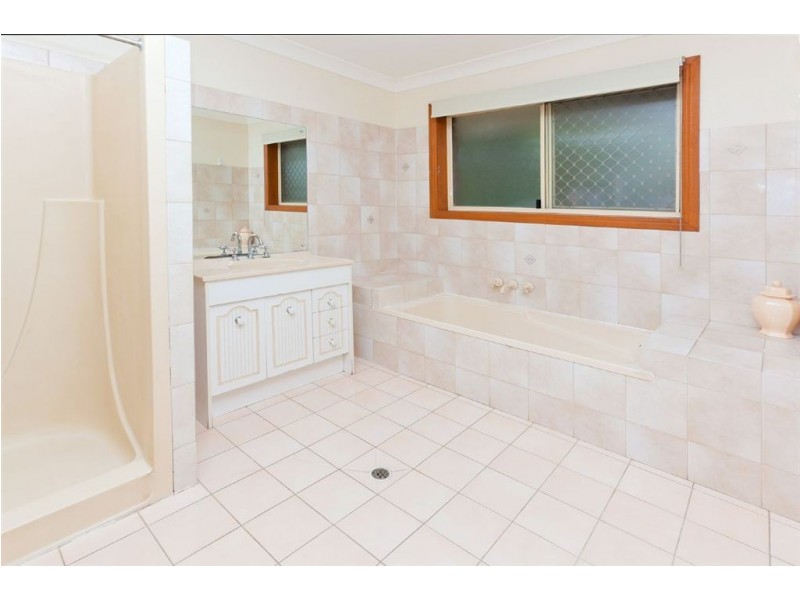 58 Kertes Rd, Camira QLD 4300