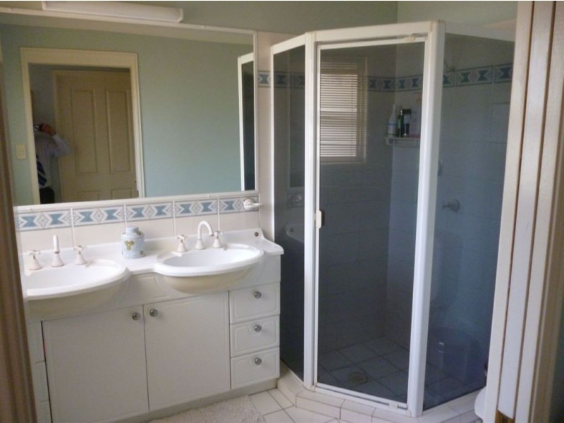 474 Westlake Drive, Riverhills QLD 4074