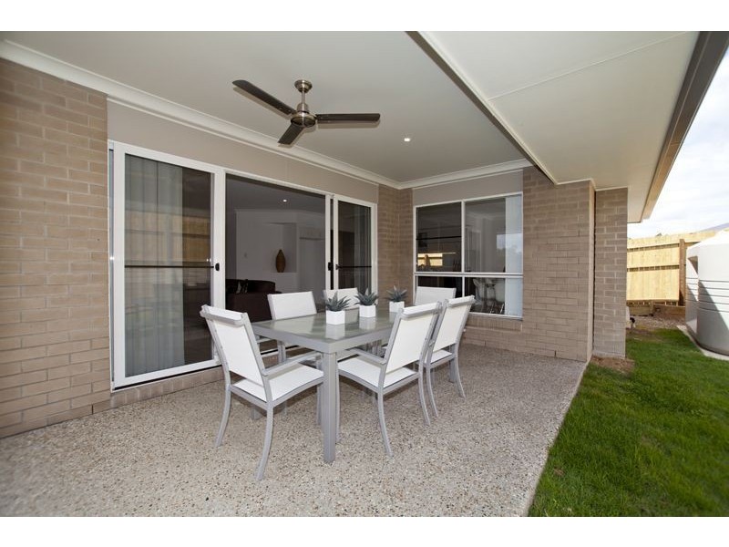 11 Valentine Circuit, Augustine Heights QLD 4300