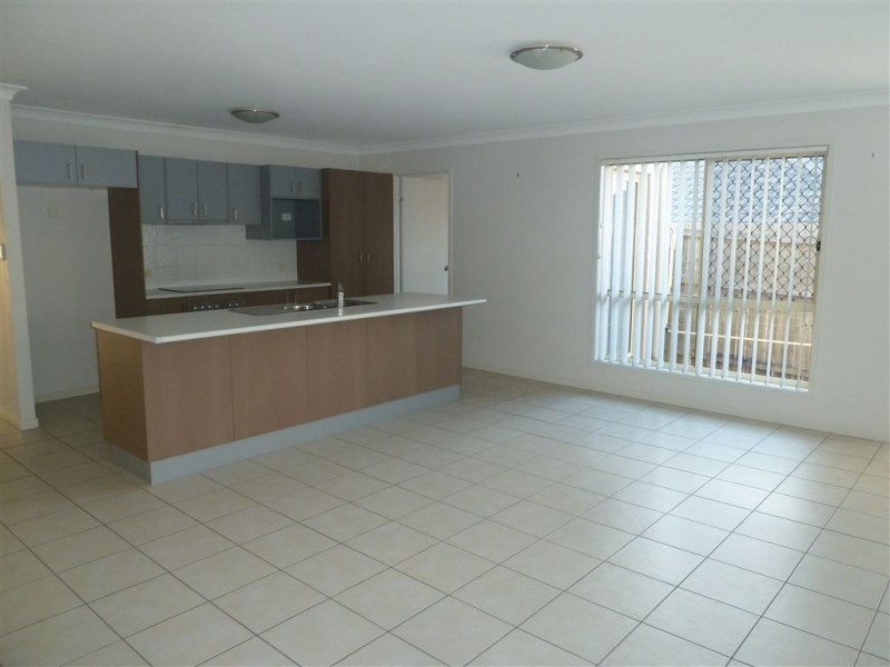 20 Freesia Close, Springfield Lakes QLD 4300