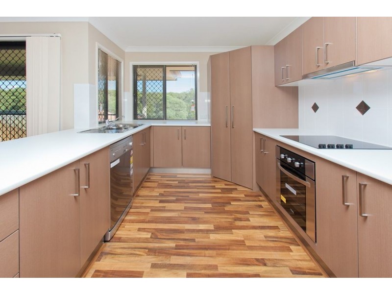 2/7 Gumleaf Place, Springfield QLD 4300