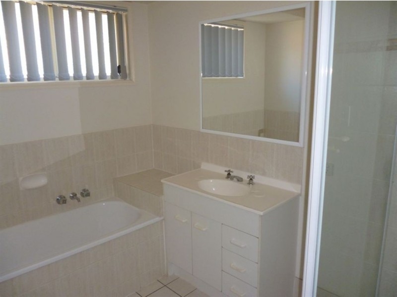 32 High Peak Crescent, Springfield QLD 4300