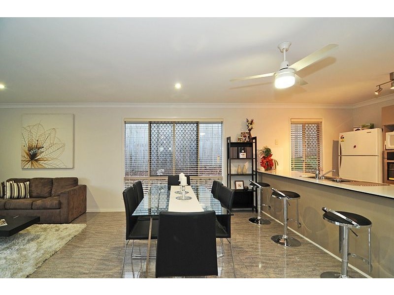 9 Timberlake Place, Springfield Lakes QLD 4300
