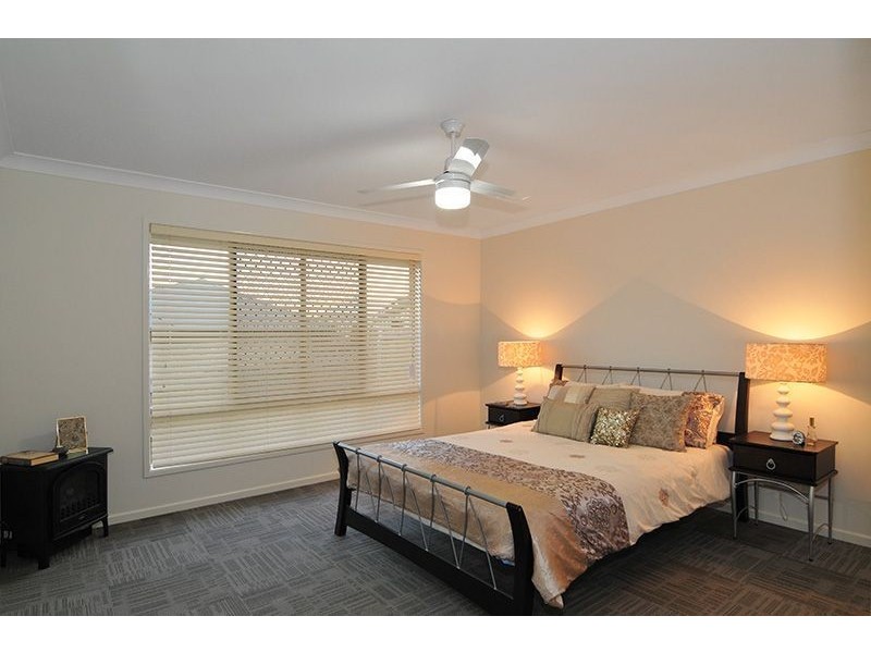 9 Timberlake Place, Springfield Lakes QLD 4300