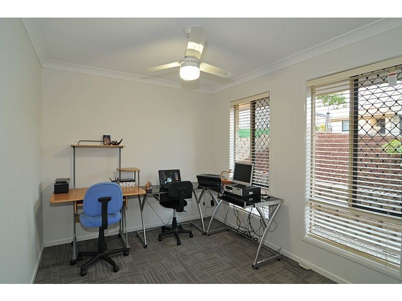 9 Timberlake Place, Springfield Lakes QLD 4300