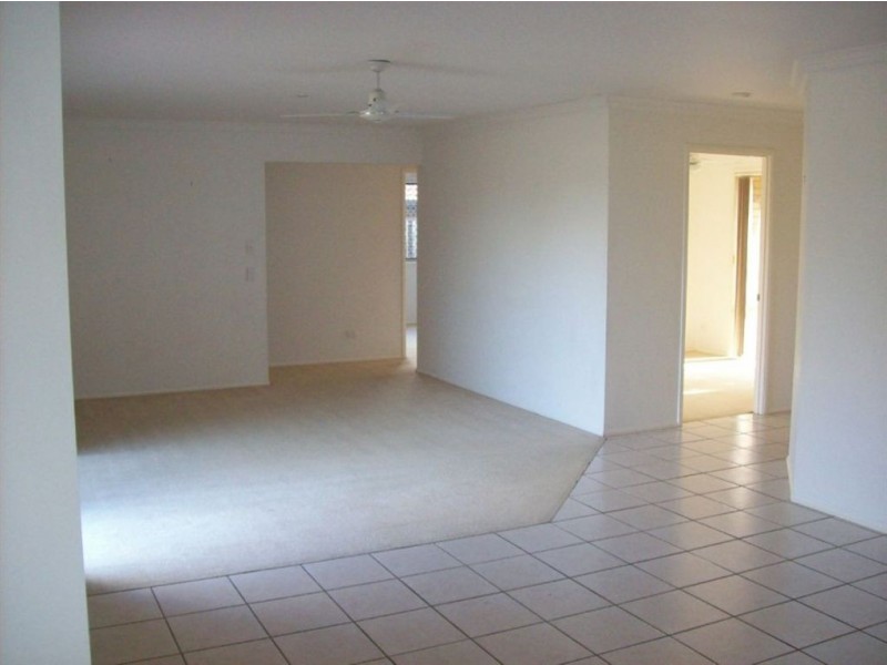 16 Hicklin Street, Springfield QLD 4300