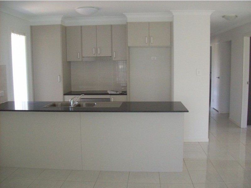 40 Drewett ST, Redbank Plains QLD 4301