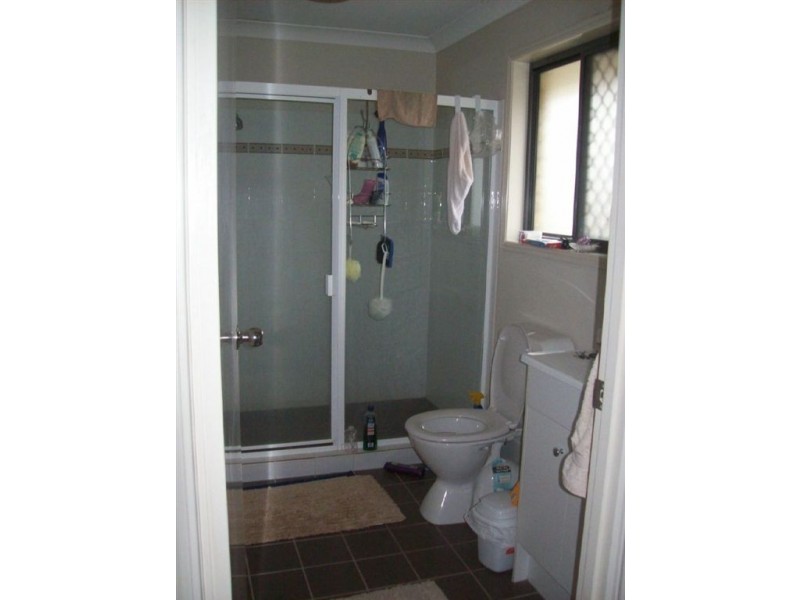 9 Colane st, Redbank Plains QLD 4301