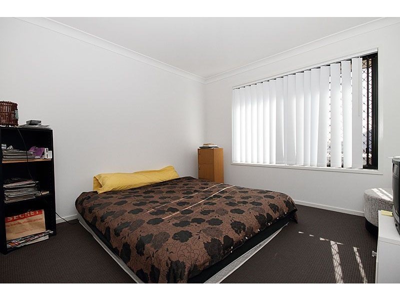 8 Vedanta Dr, Springfield Lakes QLD 4300