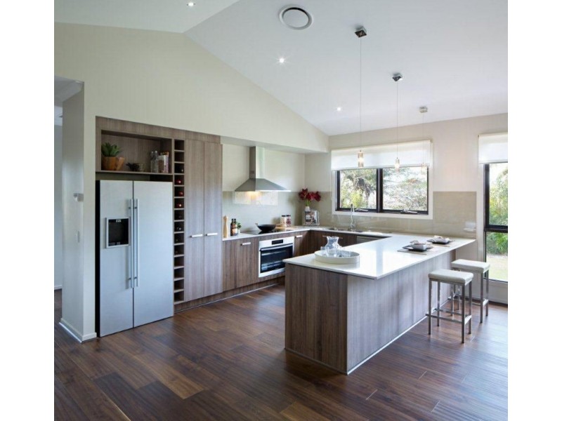 1 Valentine Circuit, Augustine Heights QLD 4300