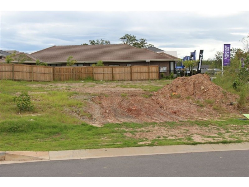 5 Valentine Circuit, Augustine Heights QLD 4300