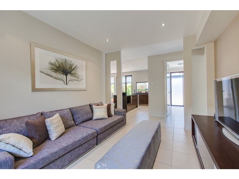 108 Valentine Circuit, Augustine Heights QLD 4300