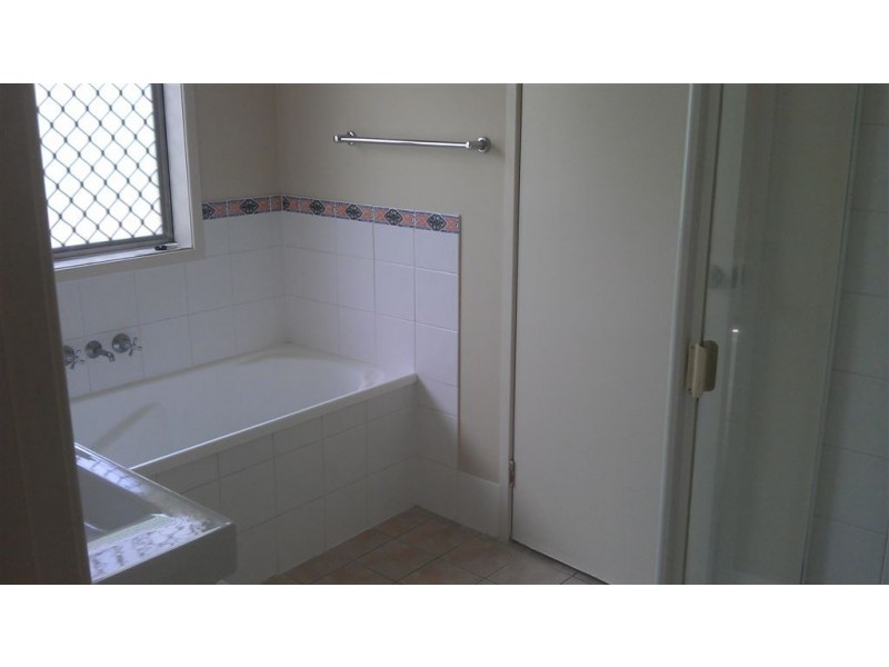 18 Richard Street, Camira QLD 4300