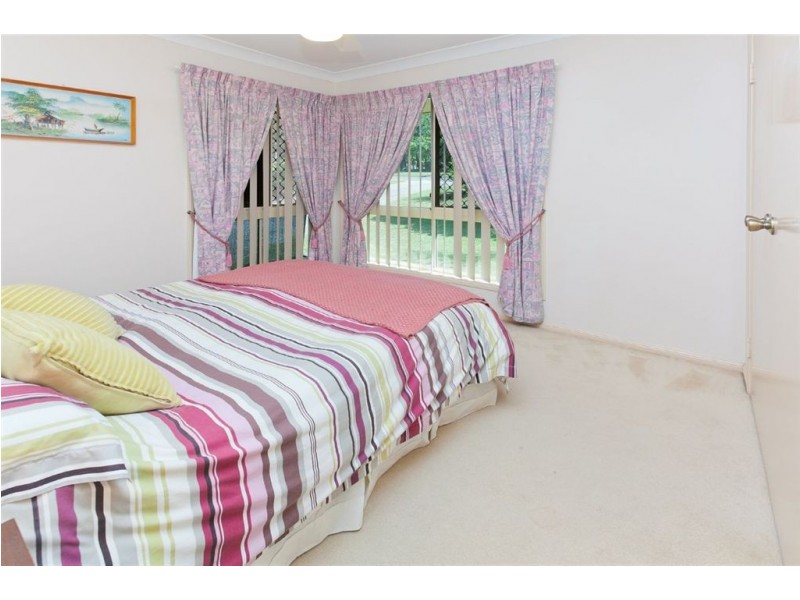 5 Ramses Close, Camira QLD 4300