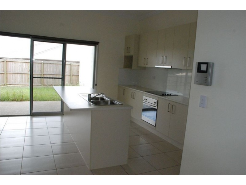 1 Trinity Crescent, Augustine Heights QLD 4300