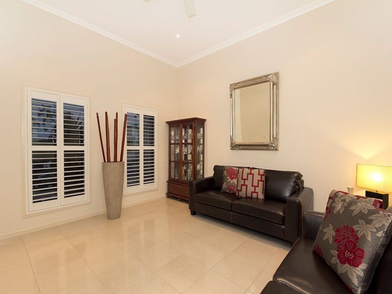 9 Aristotle Avenue, Augustine Heights QLD 4300