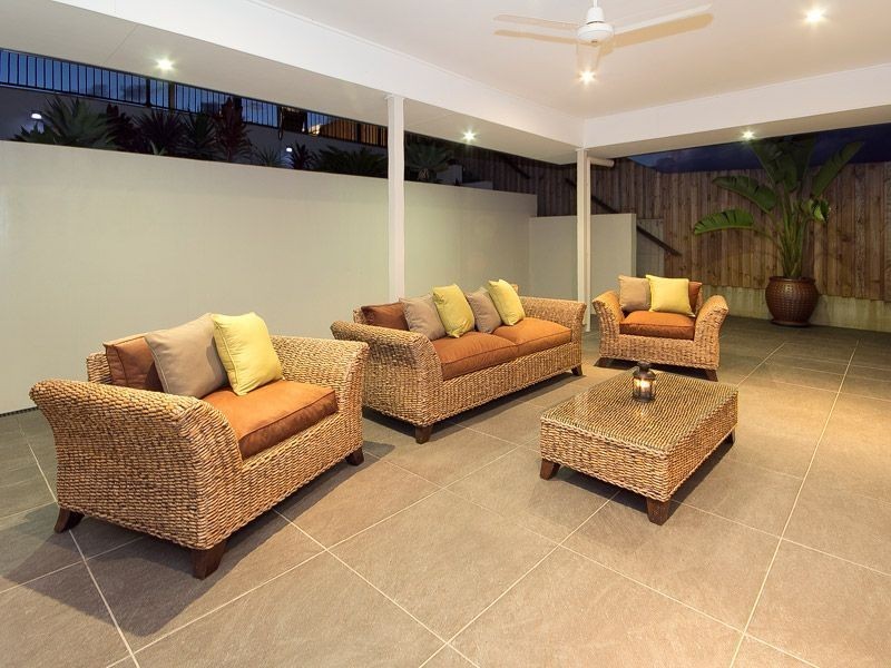 9 Aristotle Avenue, Augustine Heights QLD 4300