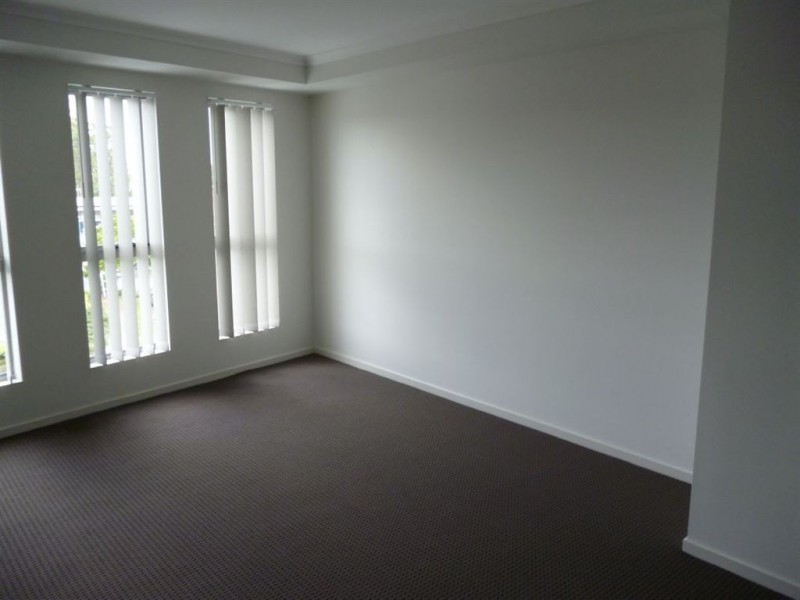 13/23-27 Commercial Drive, Springfield QLD 4300