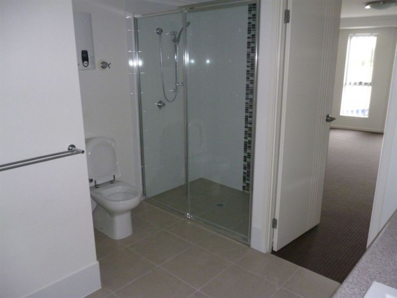 13/23-27 Commercial Drive, Springfield QLD 4300