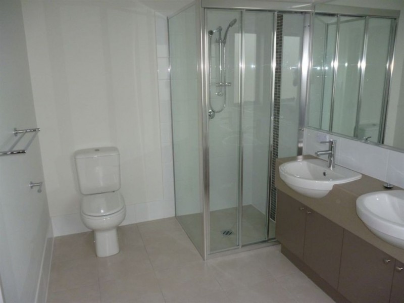 16/23-27 Commercial Drive, Springfield QLD 4300