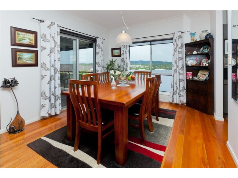 92 Opossum Cct, Springfield Lakes QLD 4300