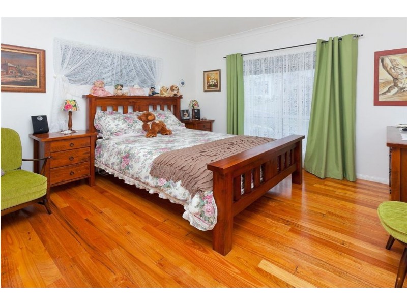 92 Opossum Cct, Springfield Lakes QLD 4300