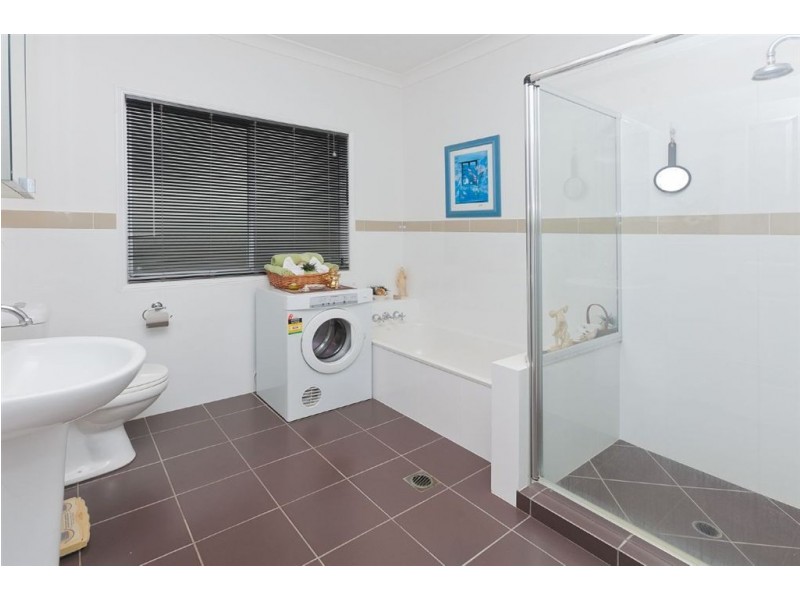 92 Opossum Cct, Springfield Lakes QLD 4300