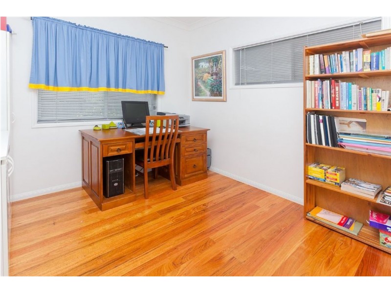 92 Opossum Cct, Springfield Lakes QLD 4300